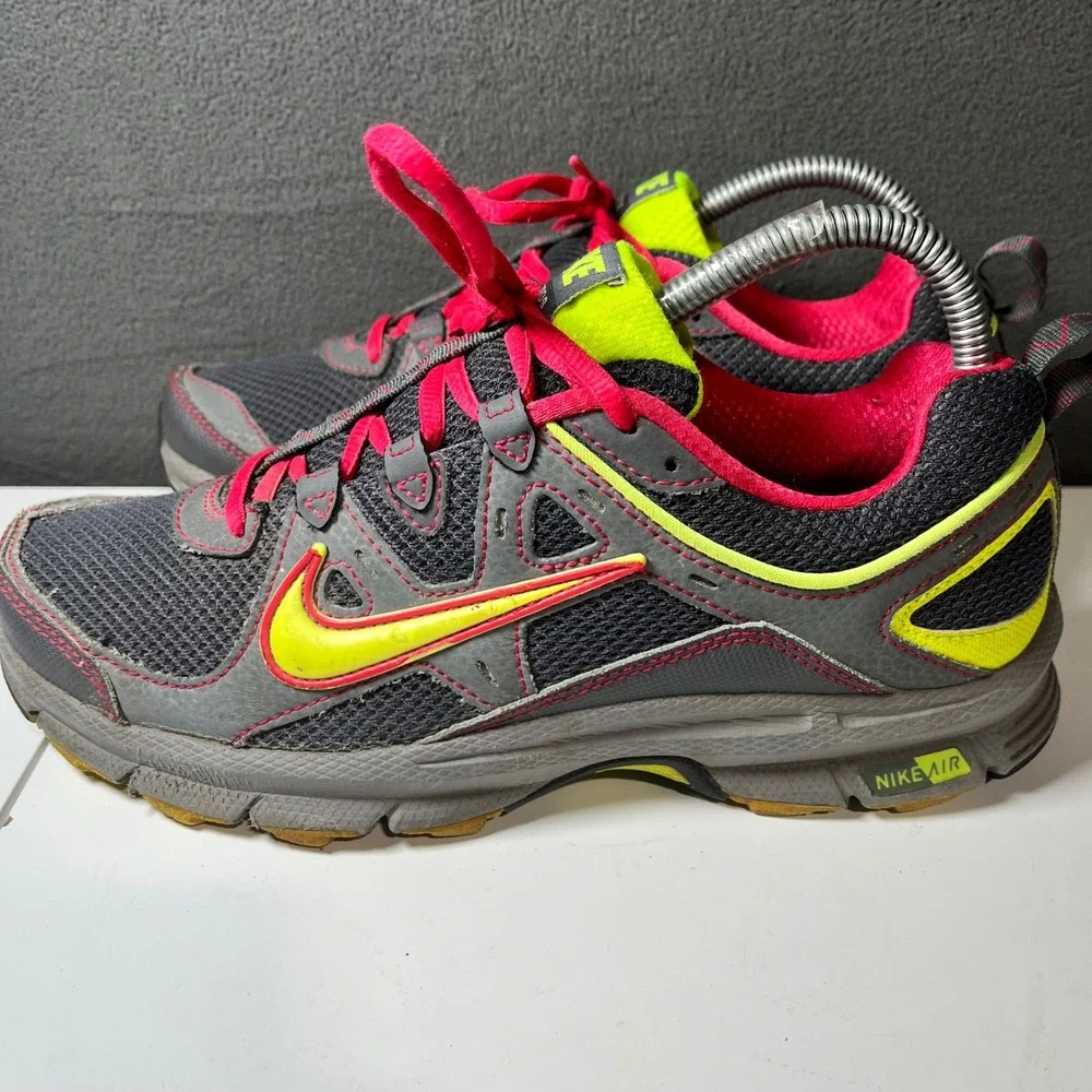 Nike Alvord 9 Trail Running Shoes Mens 8 Grey Volt Pink 443517-036 Sneaker